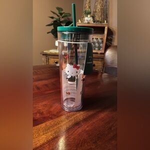 2025 STARBUCKS hello kitty 24oz. Cold cup